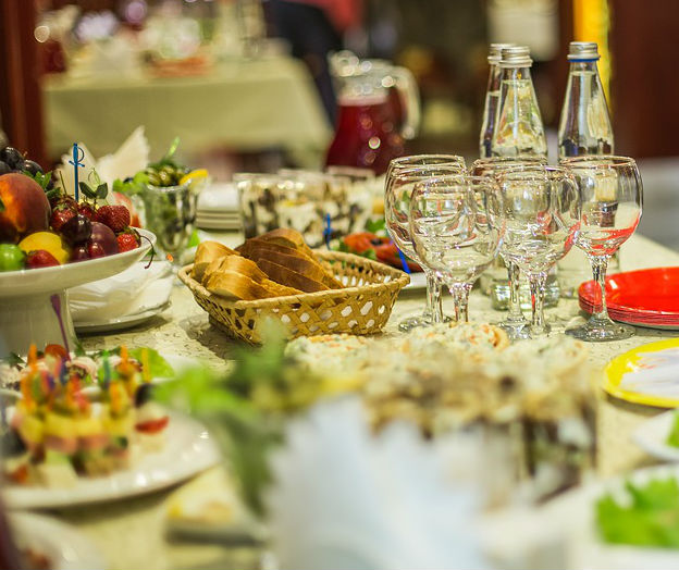 Краснодарские чиновники устроили корпоратив в день траура в Керчи