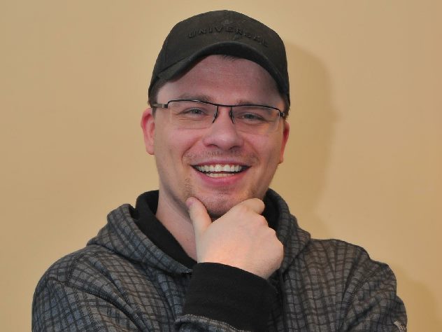 Харламов предложил подписчикам испытать на себе оптический фокус