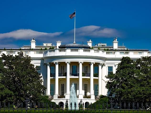 Белый дом США В Америке послали бомбу в посылке в Белый дом