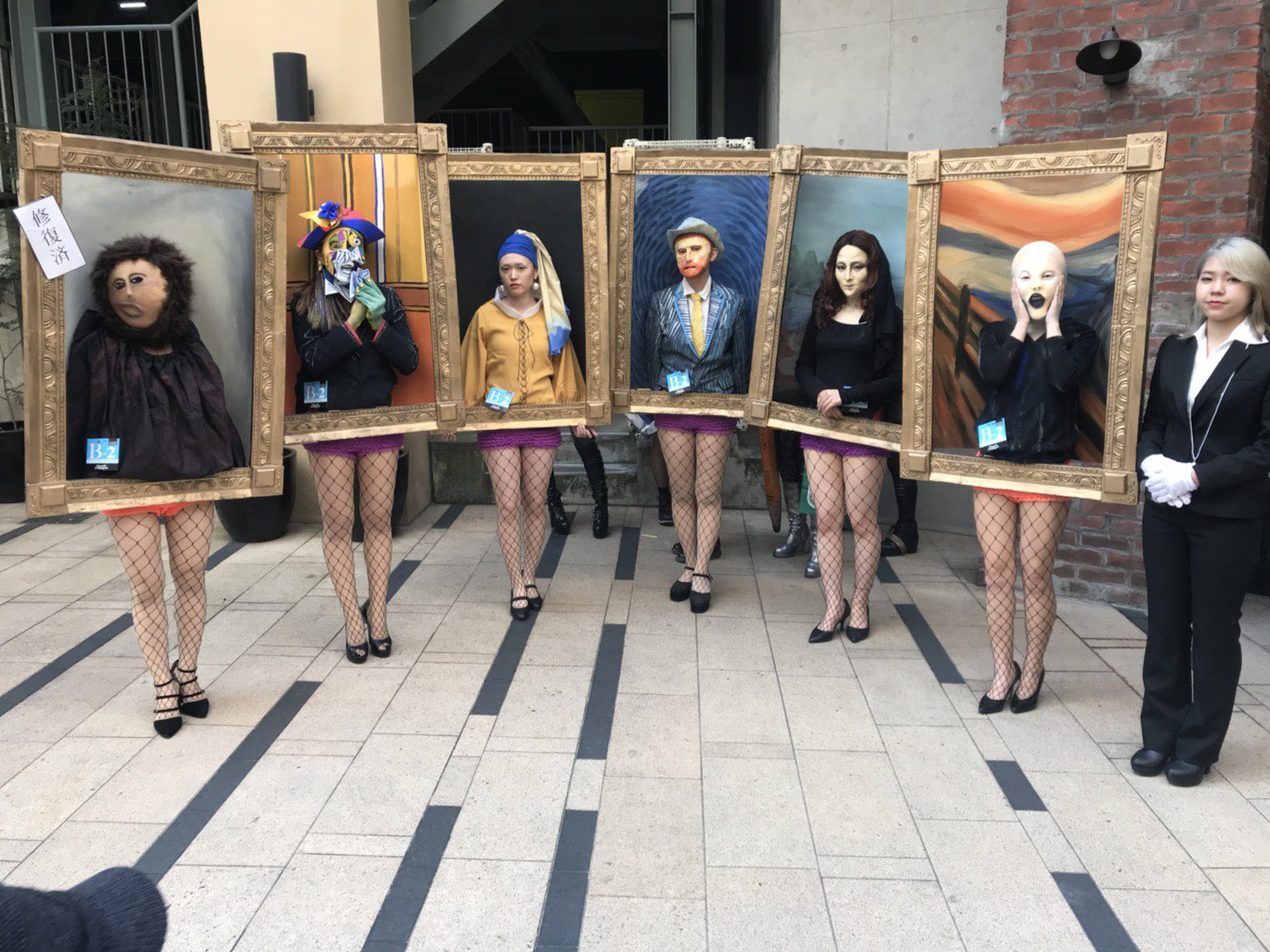 Живые портреты прошли по улицам Японии - Хеллоуин костюмы
