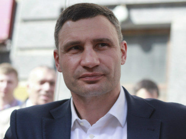 Виталий Кличко предложил Киеву отказаться от горячей воды