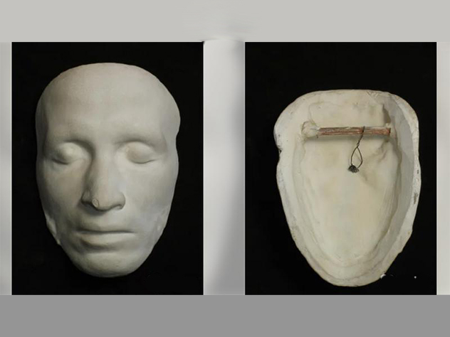 Посмертную маску Пушкина выставили за 100 тысяч рублей на сайте бесплатных объявлений