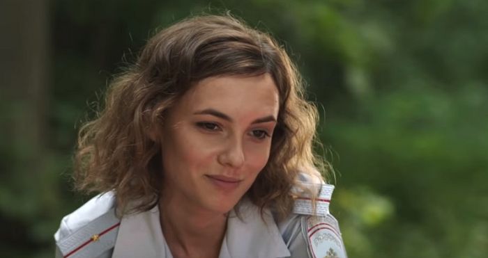 Стася Милославская. Кадр из сериала «Конная полиция»
