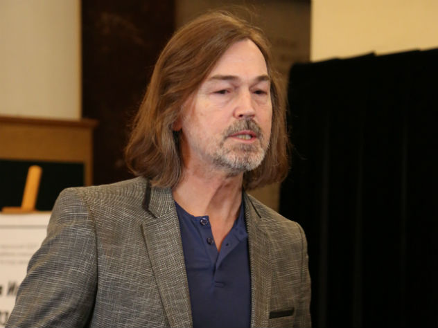 С кем встречался Никас Сафронов - Ирина Понаровская