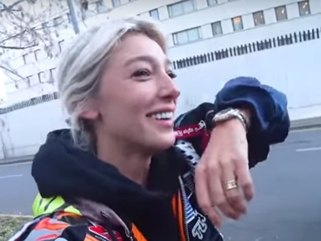 Ивлеева показала подарок от Элджея