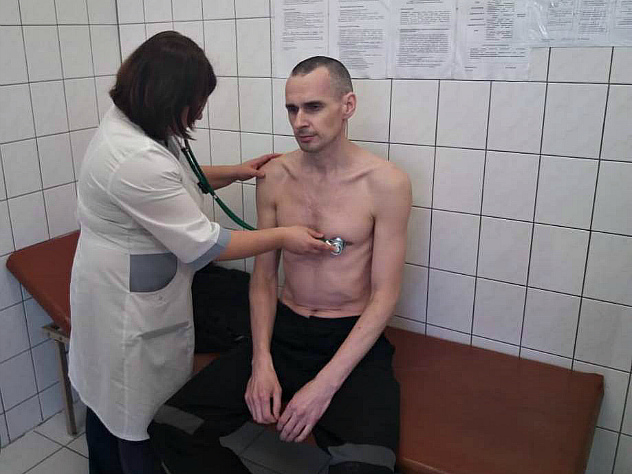 Сенцов рассказал о причинах отказа от голодовки