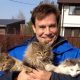 Ефим Шифрин поделился трогательным фото с кошками
