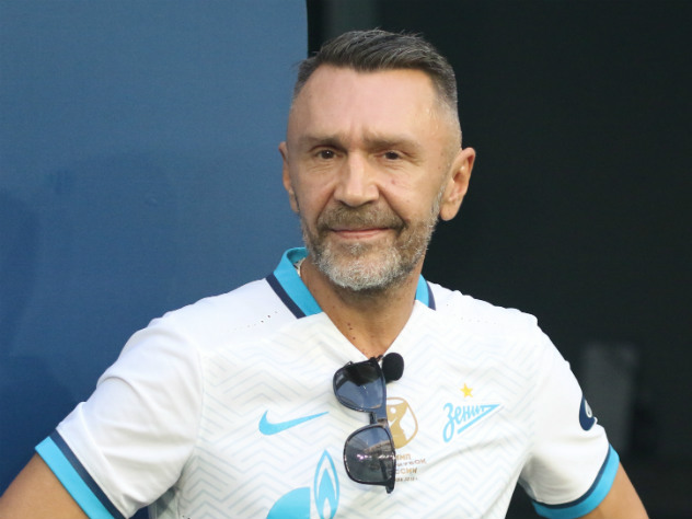 Шнуров посвятил Кокорину и Мамаеву матерные стихи