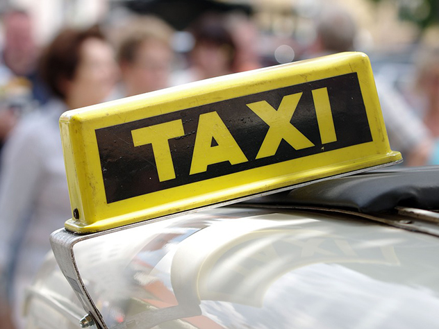 Онлайн-сервисы такси выступили против запрета на регулирование тарифов