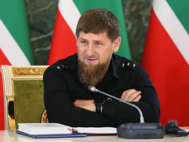 Кадыров вызвал к себе мужчину, который бросил в метро банку