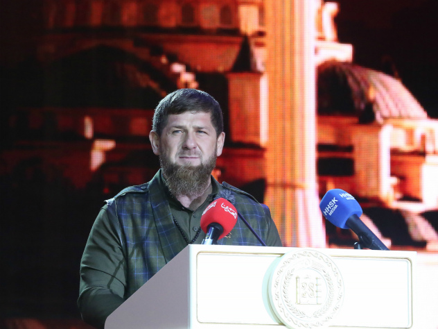 Рамзана Кадырова поздравили с днем рождения звезды шоу-бизнеса и спорта