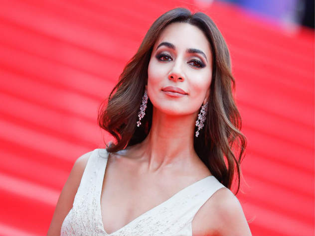 Зара поблагодарила Марию Захарову за песню