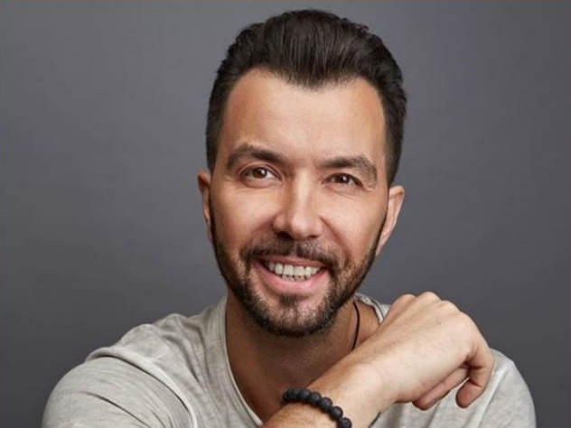 Денис Клявер померился мускулами со своим старшим сыном