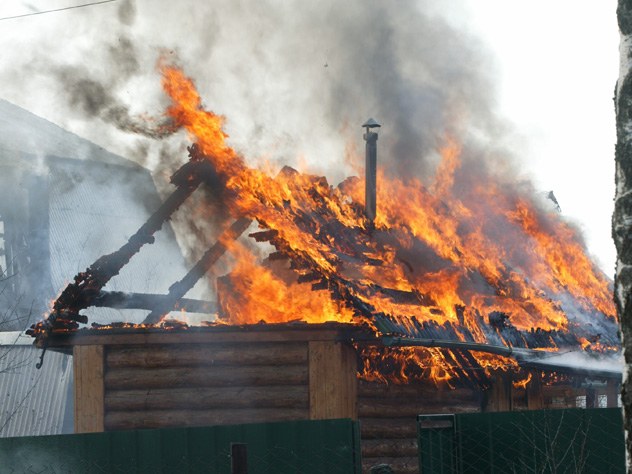 На пожаре в Кемеровской области погибли семь человек