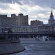 Каскадер прыгнул с Крымского моста в Москве