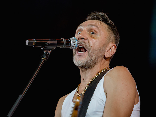 Сергей Шнуров концерт Ленинград Шнур поет