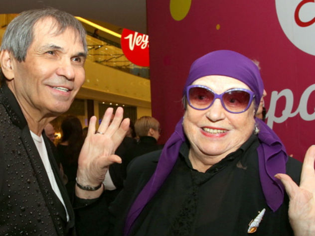 Лидия Федосеева-Шукшина и Бари Алибасов поженились