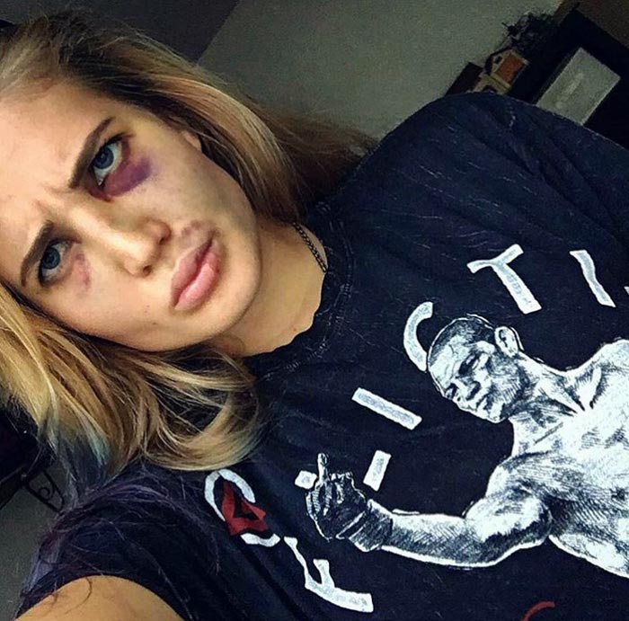 Бывает, что и «прилетает», куда же без этого… Фото: Instagram** / anastasia_yankova