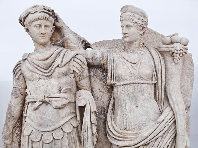 Агриппина с сыном Нероном. Источник: wikipedia/Carlos Delgado