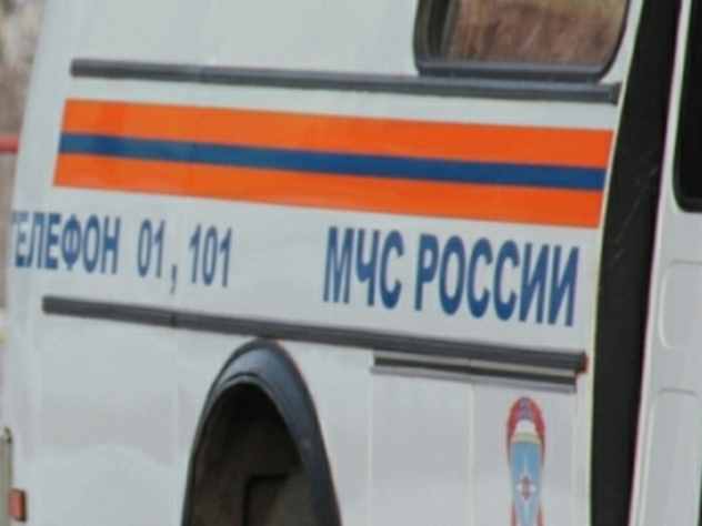Автобус с 17-ю детьми врезался в стену во Владивостоке