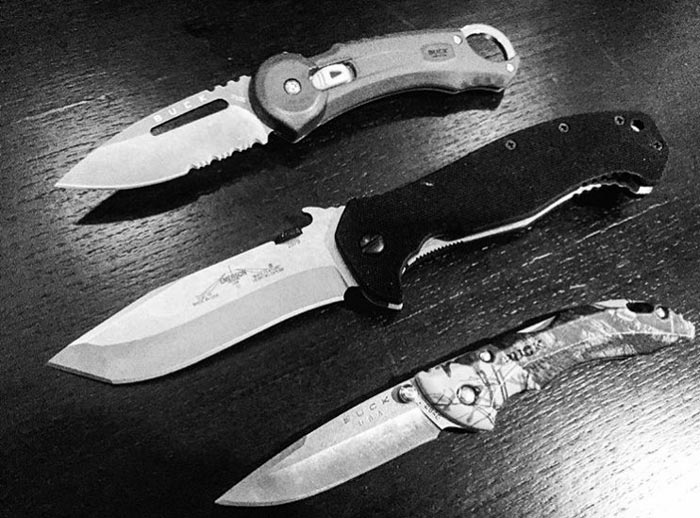 Ножи – еще одно увлечение Насти. У нее уже собралась небольшая коллекция. Источник: Instagram* / anastasia_yankova