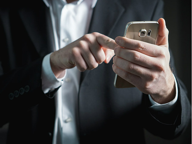 Разбитые экраны смартфонов