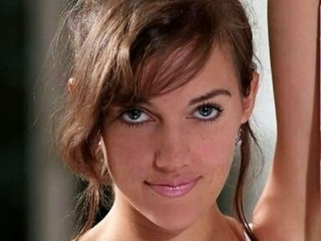 Как выглядит актриса сериала «Великолепный век» - Роксолана