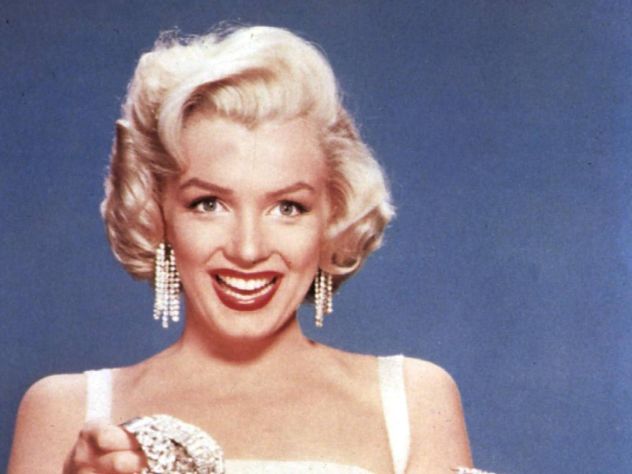 "Золотой глобус" Монро был продан