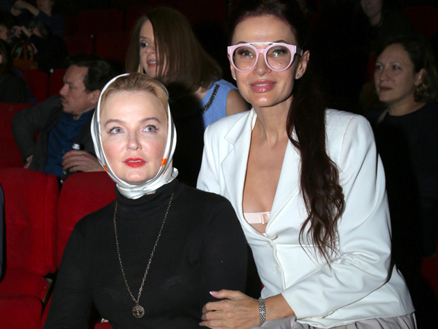 Лариса ВЕРБИЦКАЯ и Эвелина БЛЁДАНС