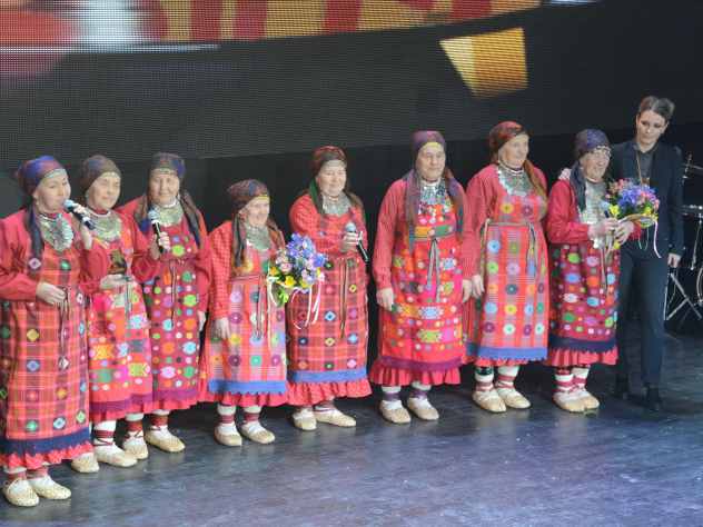 «Бурановские бабушки» строят приют для престарелых