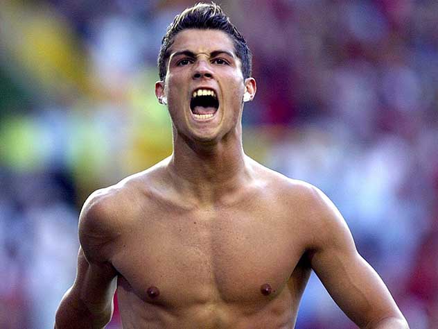 Роналду сделал предложение возлюбленной