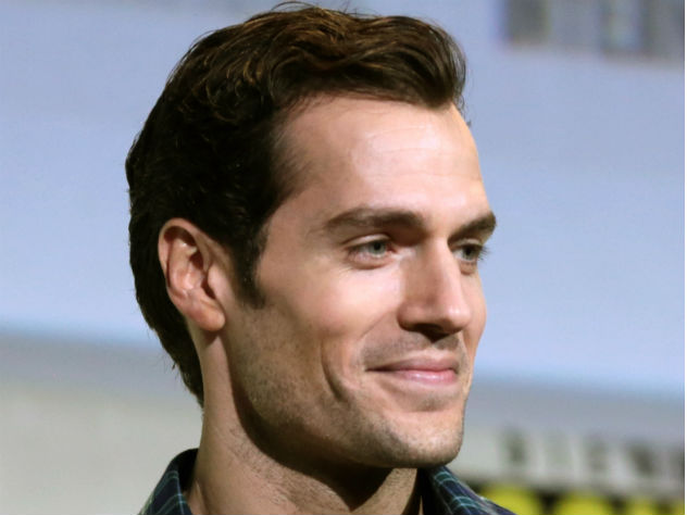 Генри Кавилл в роли Ведьмака - видео