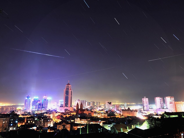 Метеоритный поток Леониды будет виден две ночи подряд, эксперты уже назвали предстоящее событие самым «ярким» звездопадом осени.