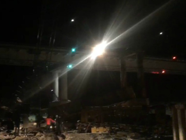 Названы причины обрушения моста в Югре