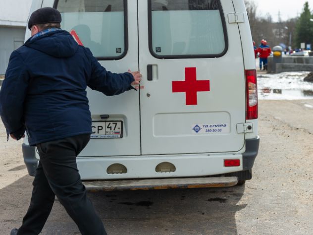 Машина скорой ДТП под Саратовом на железнодорожном переезде