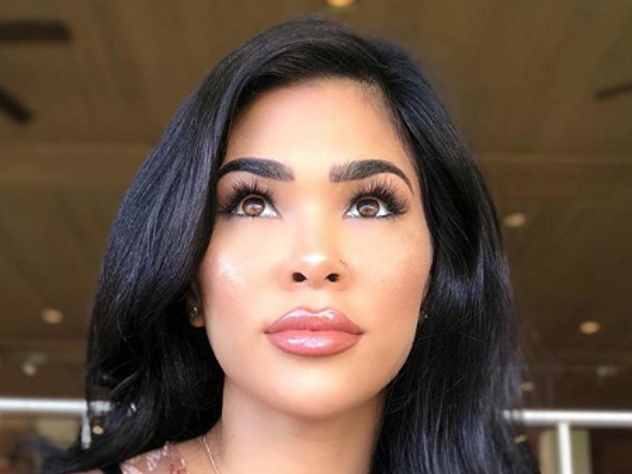 Бойца ММА Остович избил муж