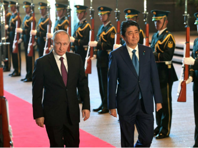 Синдзо Абэ собрался ускорить переговоры с Путиным по Курилам