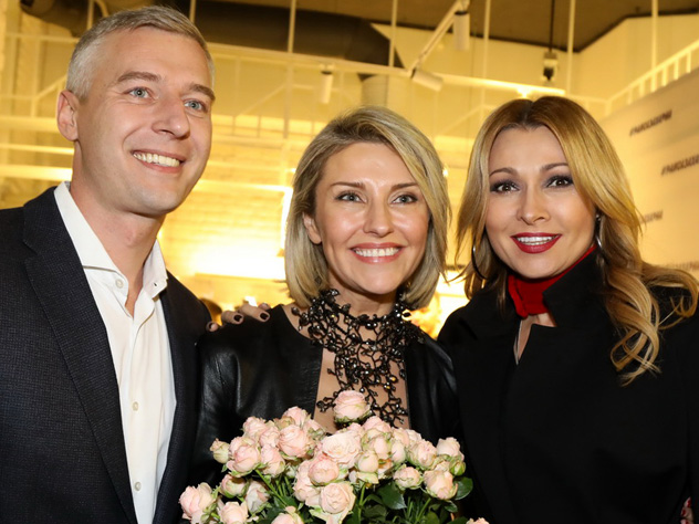 Екатерина Архарова с мужем и Анжелика Агурбаш