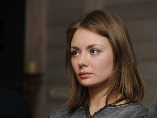 К Разумовской пристают подростки