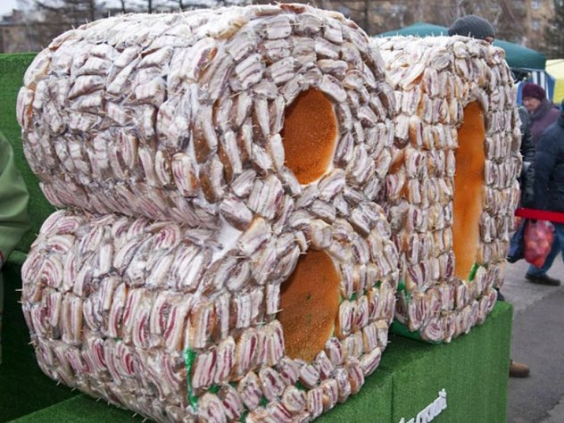 В Красноярске показали 30-килограммовую скульптуру из сала