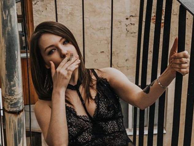 Дочь Шнурова выложила «смелый» снимок