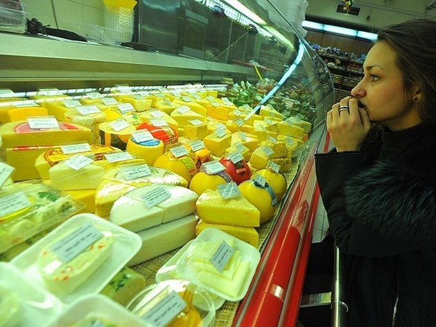«Росконтроль» рассказал, какой колбасный сыр опасен для здоровья