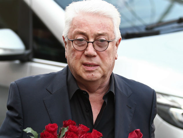 Владимир Винокур тяжело переживает смерть матери