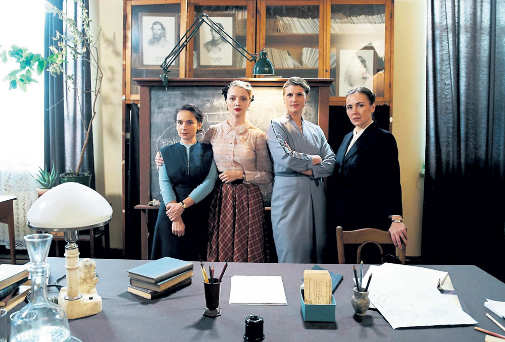 Яна Осипова, Екатерина Вилкова, Марьяна Спивак и Елена Панова сыграли в новом сериале Сторожевой «Шифр»