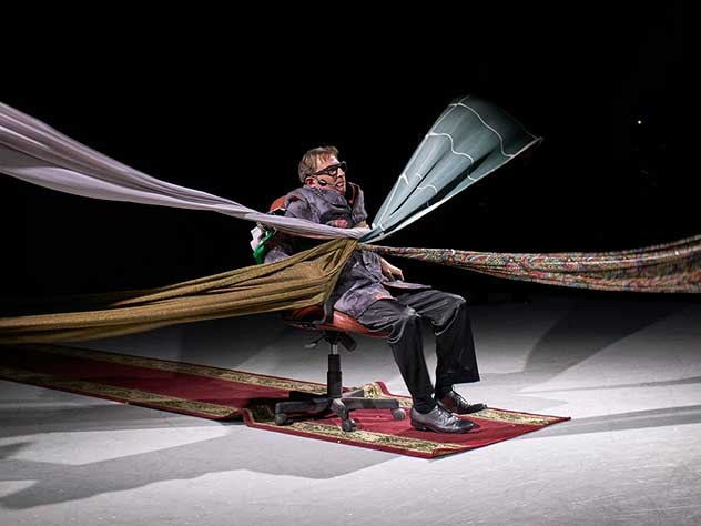 Спектакль «Шинель/Пальто»