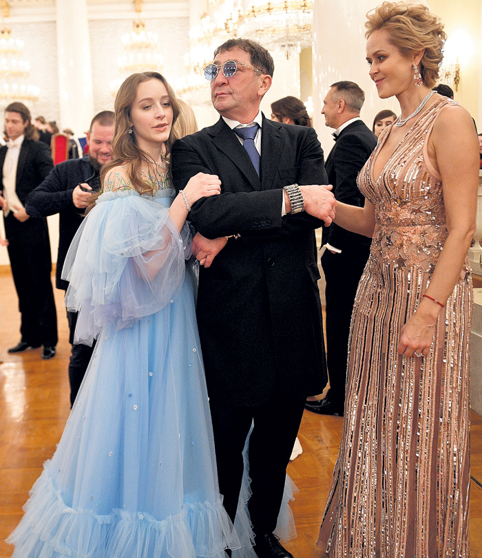 Григорий Лепс с дочерью Евой и ее мамой Анной Шаплыковой