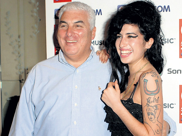 Митч уверен, что новой встречи с Эми ждут миллионы её поклонников