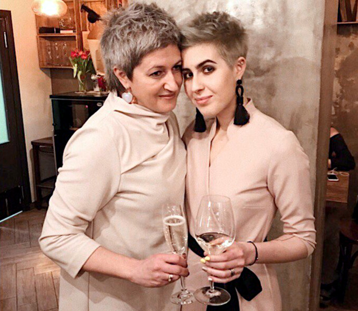 Варя с мамой Екатериной Подвальной