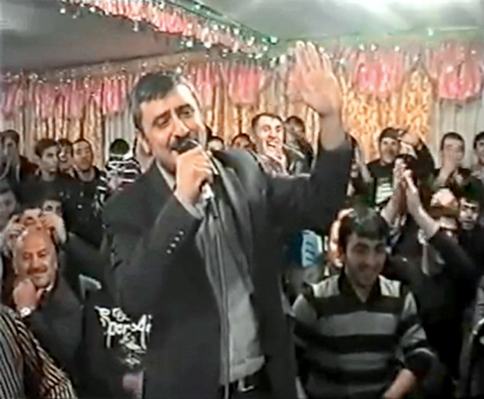 В 2012 году YouTube-канал «Голос Талыша» опубликовал видео с талышской свадьбы, где гости поют песню со словами «Ты кто такой, давай, до свидания»