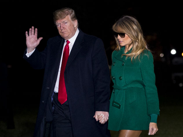 Меланию Трамп раскритиковали за наряд